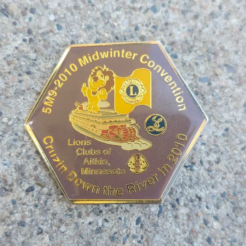 Lions Club 5M9 2010 Midwinter Convention Aitkin Minnesota Riverboat Enamel Pin